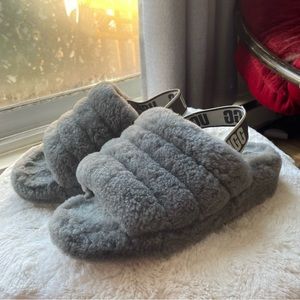 SOLD / Ugg Fluff Yeah Slippers